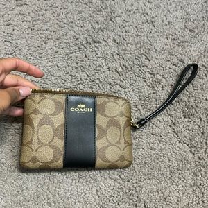 fairly used coach wristlet